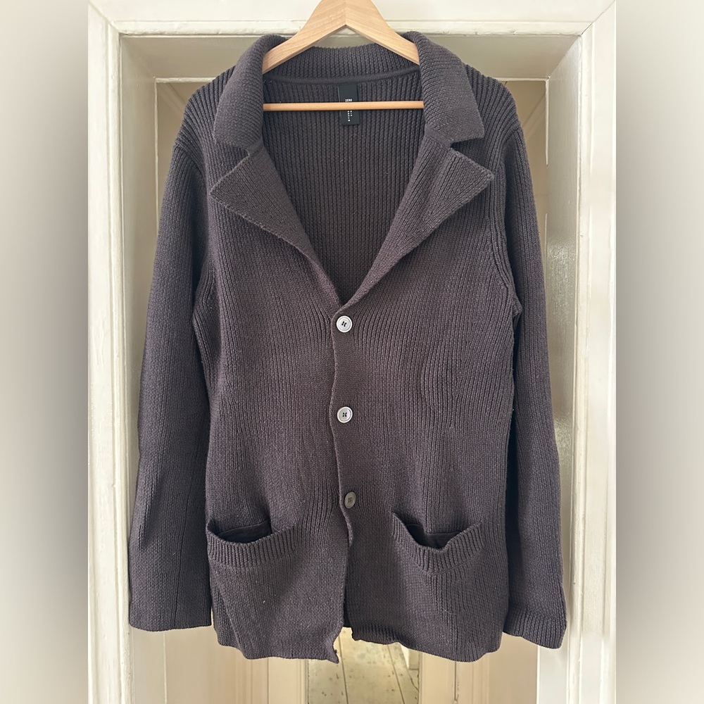 Zero + Maria Cornejo Men's Wool Cardigan
Sweater sz L